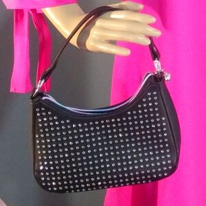 OMG Gwen Classic Purse